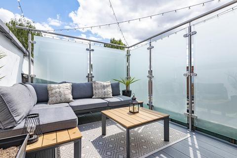 43a Hotham Road, London, SW19 1BS
