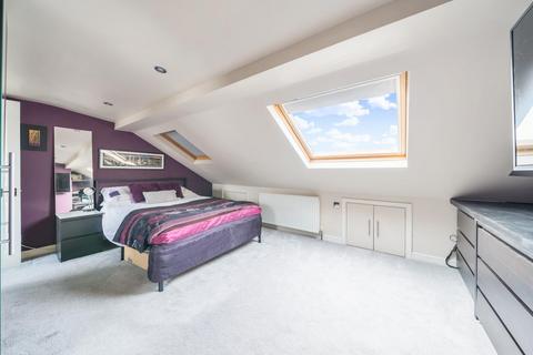 43a Hotham Road, London, SW19 1BS