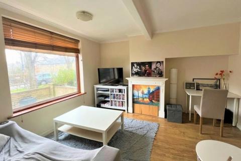 undefined, Two Bedroom House in the heart of Morden