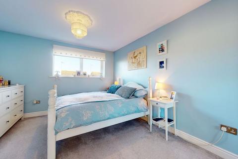 66 Cavendish Drive, Northampton, NN3 3HL