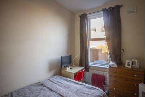 2 bedroom flat to rent, Fairfield Road, Newcastle Upon Tyne