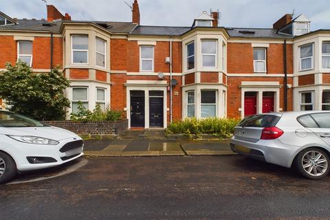 3 bedroom flat to rent, Forsyth Road, Newcastle Upon Tyne