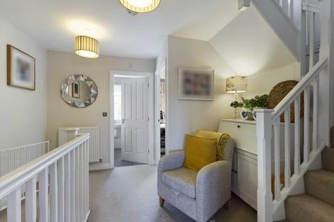 8 Fuggle Drive, Aylesbury, HP21 9AY