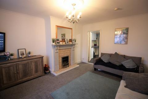 3 bedroom semi-detached house to rent, Ethel Avenue, Sunderland