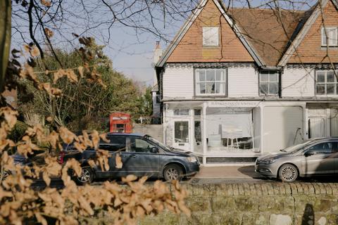 4 bedroom end of terrace house for sale - Church Road, Rotherfield, East Sussex