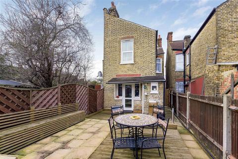 37 Birdhurst Road, London, SW19 2HZ