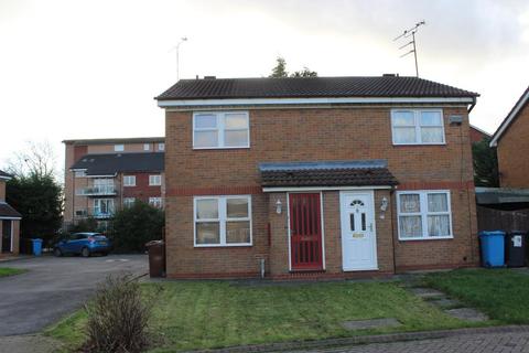 3 bedroom semi-detached house to rent - Oakfield Court, Hull, HU6