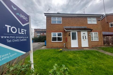 3 bedroom semi-detached house to rent, Oakfield Court, Hull, HU6
