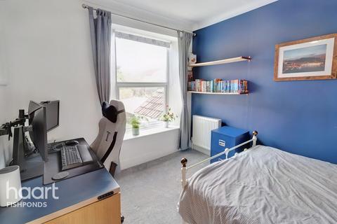 6 Counterpool Road, Bristol, BS15 8DQ