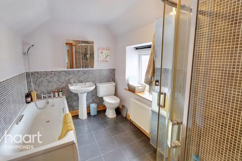 6 Counterpool Road, Bristol, BS15 8DQ