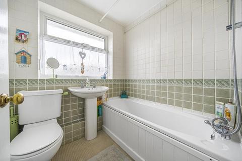 10 Brookway, Long Hanborough, Witney, OX29 8DA