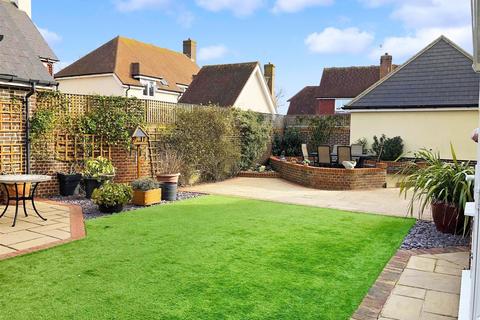 5 bedroom detached house for sale, Foreland Heights, Broadstairs, Kent