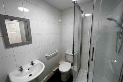1 bedroom bungalow to rent, 33 High Street, Mildenhall, Suffolk, IP28