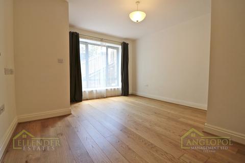 1 bedroom ground floor flat to rent - Hartington Road, Ealing, London. W13 8QL
