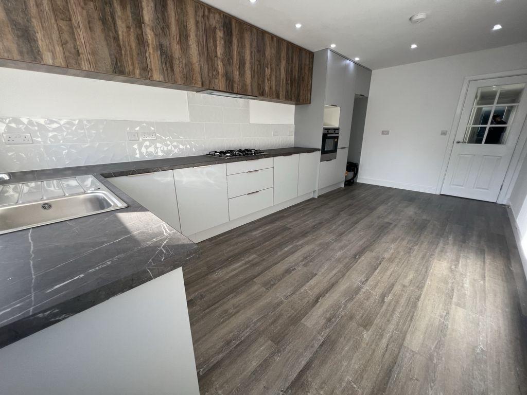 Ash Tree Close, Oadby, LE2 3 bed bungalow £1,250 pcm (£288 pw)