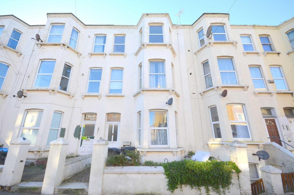 Sweyn Road, Margate, Cliftonville 2 bed flat £182,500