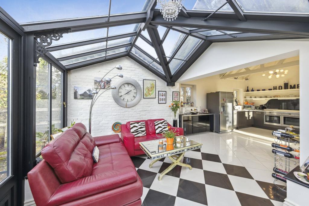Conservatory/Kitchen