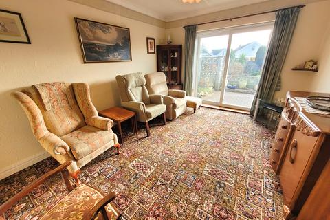 29 Rockfields, Porthcawl, CF36 3NS