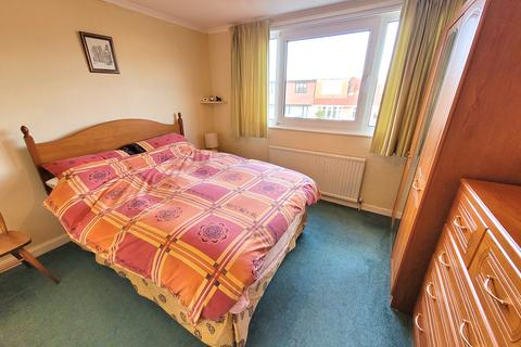 29 Rockfields, Porthcawl, CF36 3NS