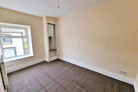 3 bedroom terraced house to rent, Woodland Road, Tylorstown