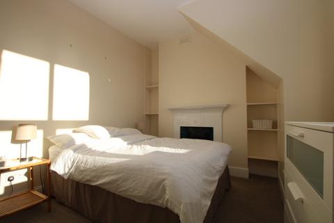 2 bedroom flat to rent, Brondesbury Park, Willesden Green
