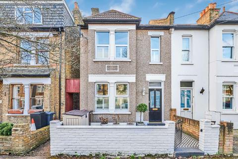 23 Bronson Road, London, SW20 8DZ