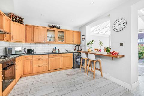 23 Bronson Road, London, SW20 8DZ