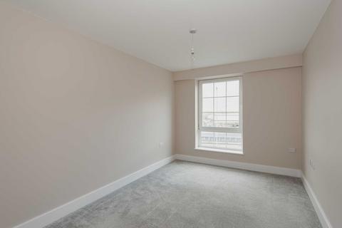 undefined, Central Walk, Epsom