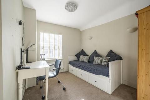 3 bedroom maisonette for sale, High Wycombe,  Buckinghamshire,  HP11