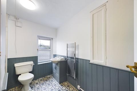 2 bedroom terraced house to rent, Trevanion Road, Wadebridge, Cornwall