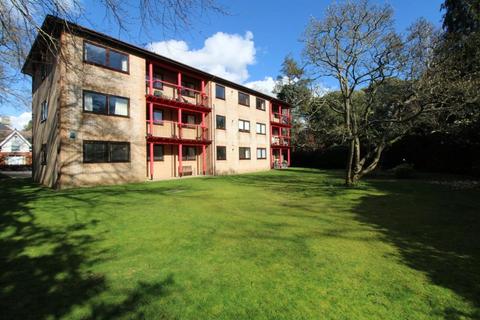 2 bedroom ground floor flat to rent, Clarendon Road, Bournemouth BH4