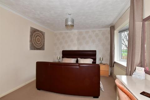12 Cliffsend Road, Cliffsend, Ramsgate, CT12 5JD
