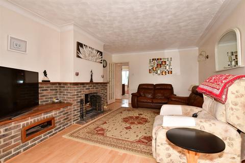 12 Cliffsend Road, Cliffsend, Ramsgate, CT12 5JD