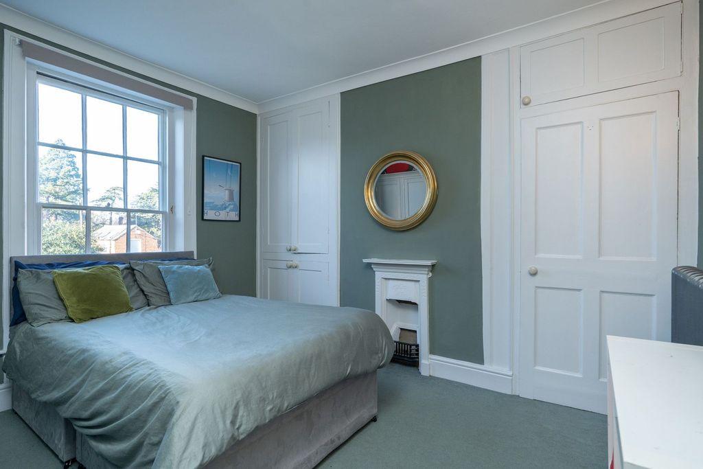 Bedroom 3 (Double)