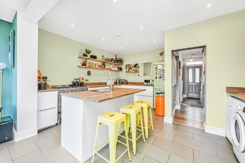 20 Edna Road, Raynes Park, London, SW20 8BT