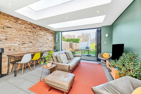 20 Edna Road, Raynes Park, London, SW20 8BT