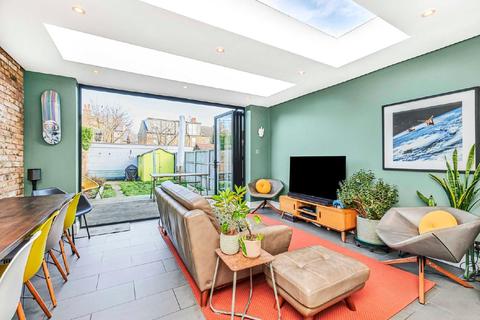 20 Edna Road, Raynes Park, London, SW20 8BT