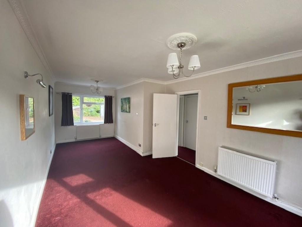 Manor Hill, Sutton Coldfield 2 bed terraced house £950 pcm (£219 pw)