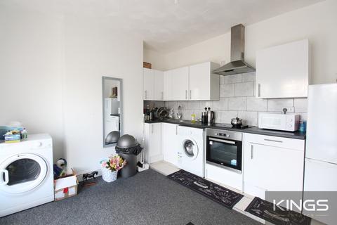 2 bedroom flat to rent, Portswood Road , Southampton