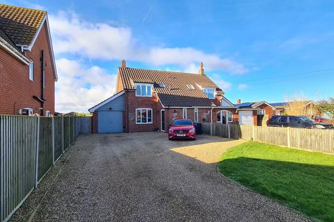 3 bedroom semi-detached house for sale - Kimberley Road, Bacton