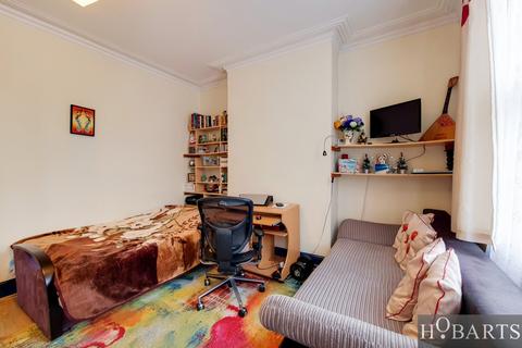 2 bedroom flat for sale - Finsbury Road, Bowes Park, N22
