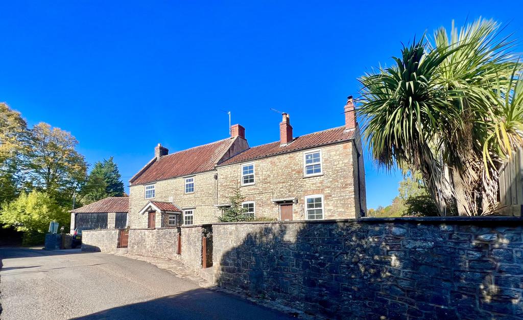 School Lane, Chew Stoke 2 bed cottage £400,000