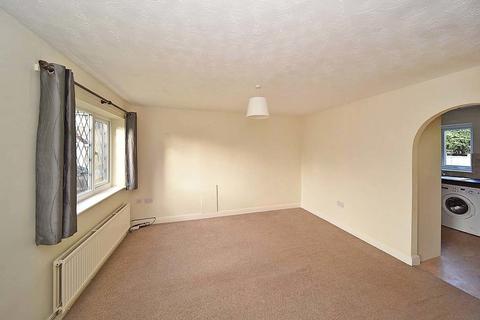 3 bedroom semi-detached house to rent, Keepers Close, Knutsford