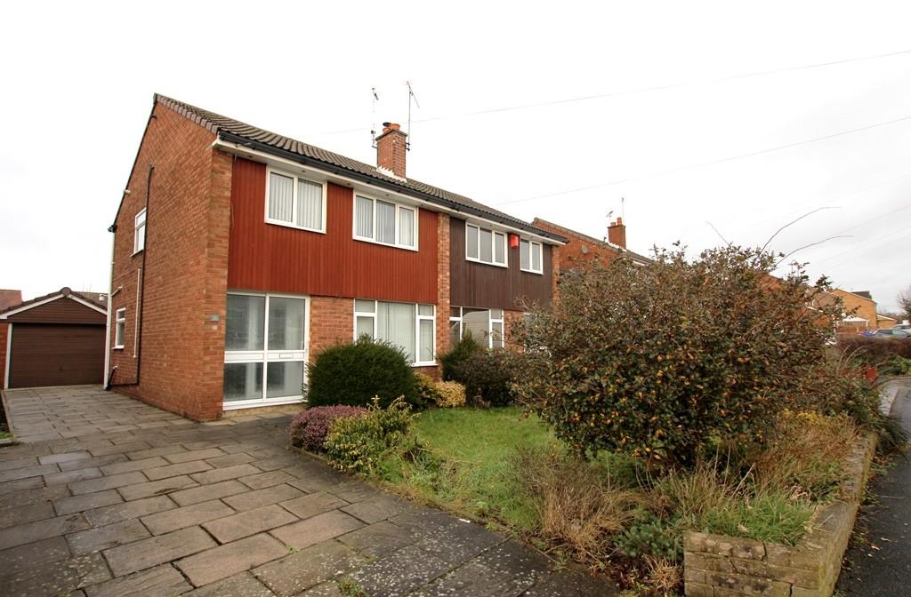 Rosslyn Road, Vicars Cross, Chester, CH3 3 bed semidetached house for