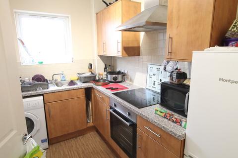 2 bedroom apartment for sale, Carpathia Drive, Southampton