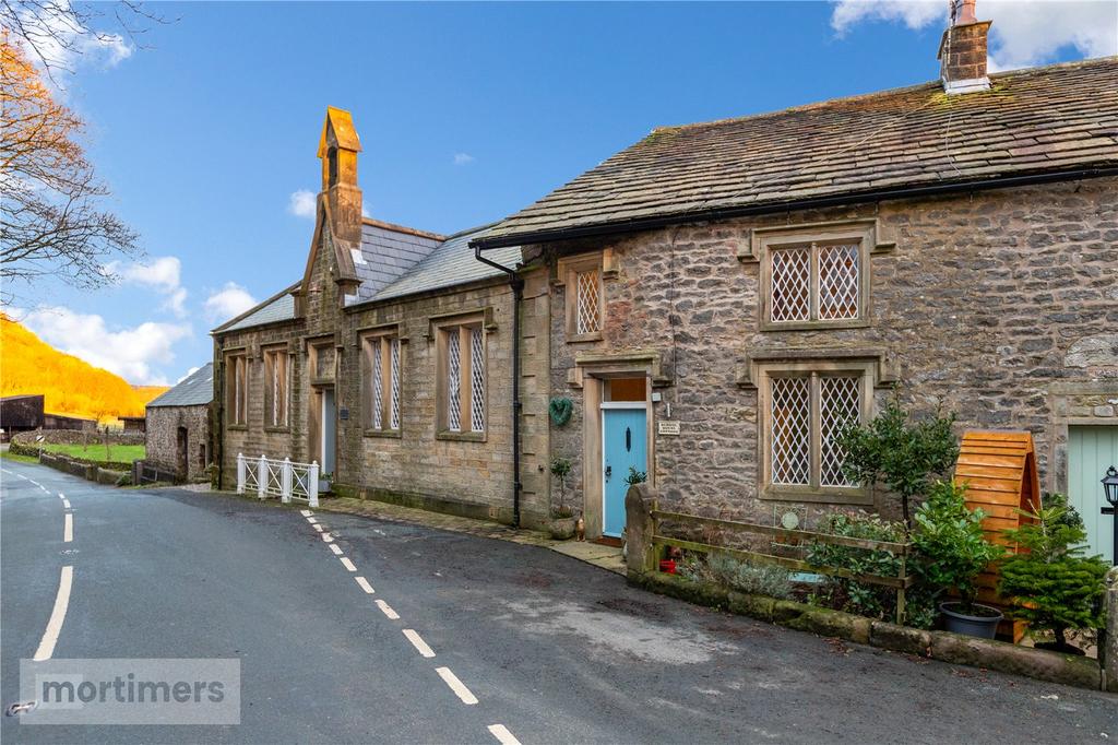 Newton in Bowland, Clitheroe, Lancashire, BB7 2 bed terraced house for