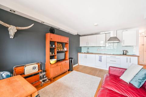 2 bedroom flat to rent - Thomas More Street, St Katharine Docks, London, E1W