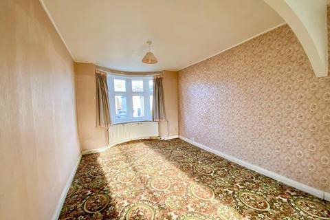 98 Holmsdale Grove, Bexleyheath, DA7 6NY