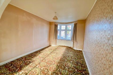 98 Holmsdale Grove, Bexleyheath, DA7 6NY