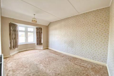 98 Holmsdale Grove, Bexleyheath, DA7 6NY
